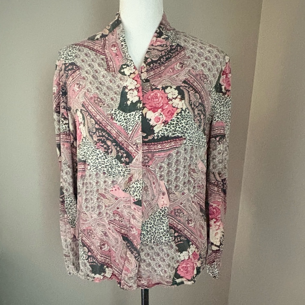 Ciaosport 100% Silk Floral Animal Print Artsy Long Sleeve Blouse Hidden Button